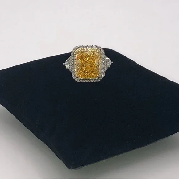 8ct Fancy Canary Ring - Picture 9 of 12